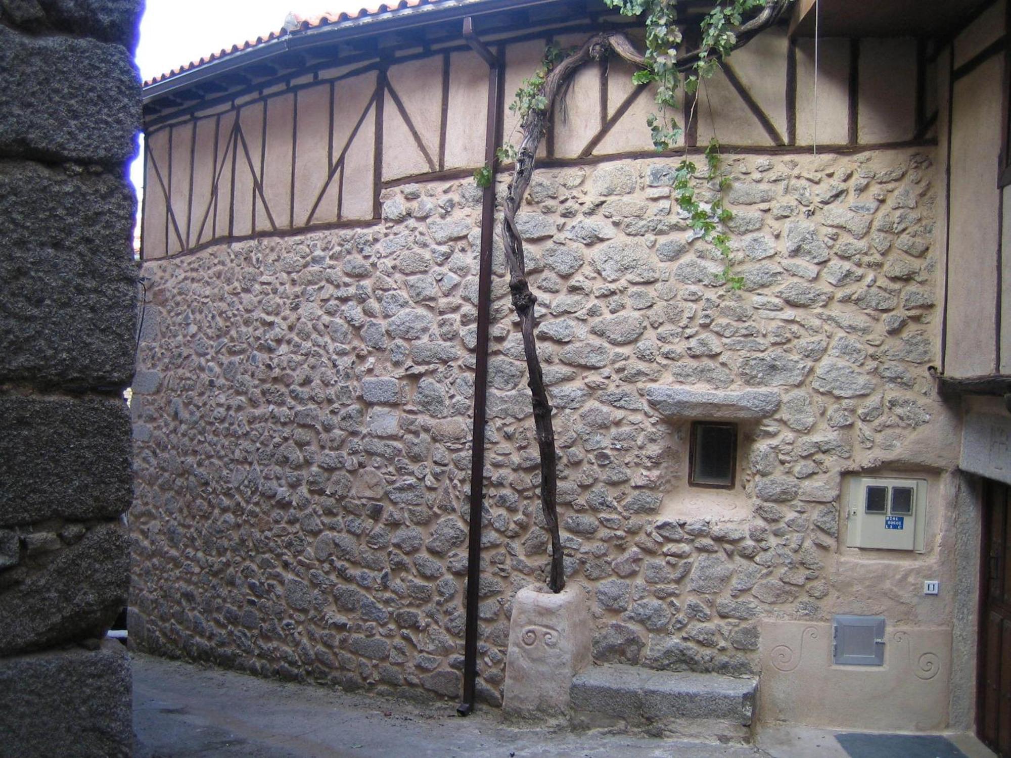 La Serranilla San Esteban de la Sierra Exterior photo
